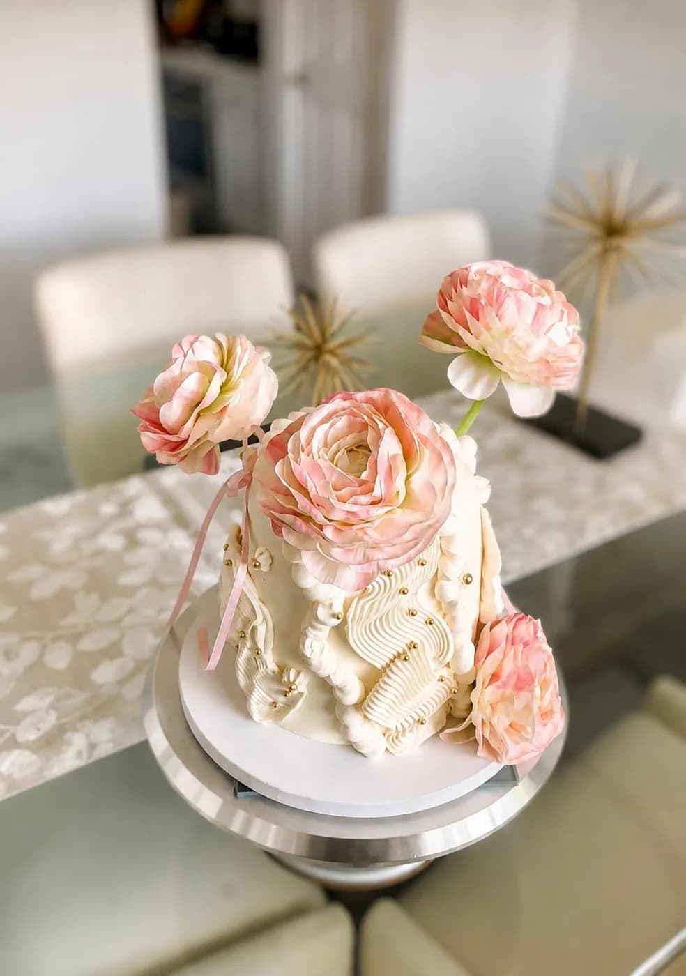Ranunculus in White